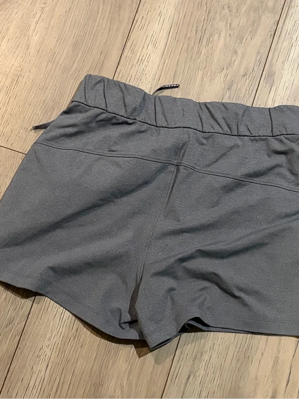 Lululemon On the fly Women's Gray Drawstring Shorts size 4